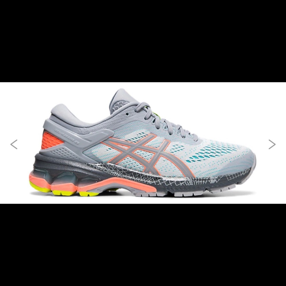 SOLD!!!               Asics Gel - Kayano 26